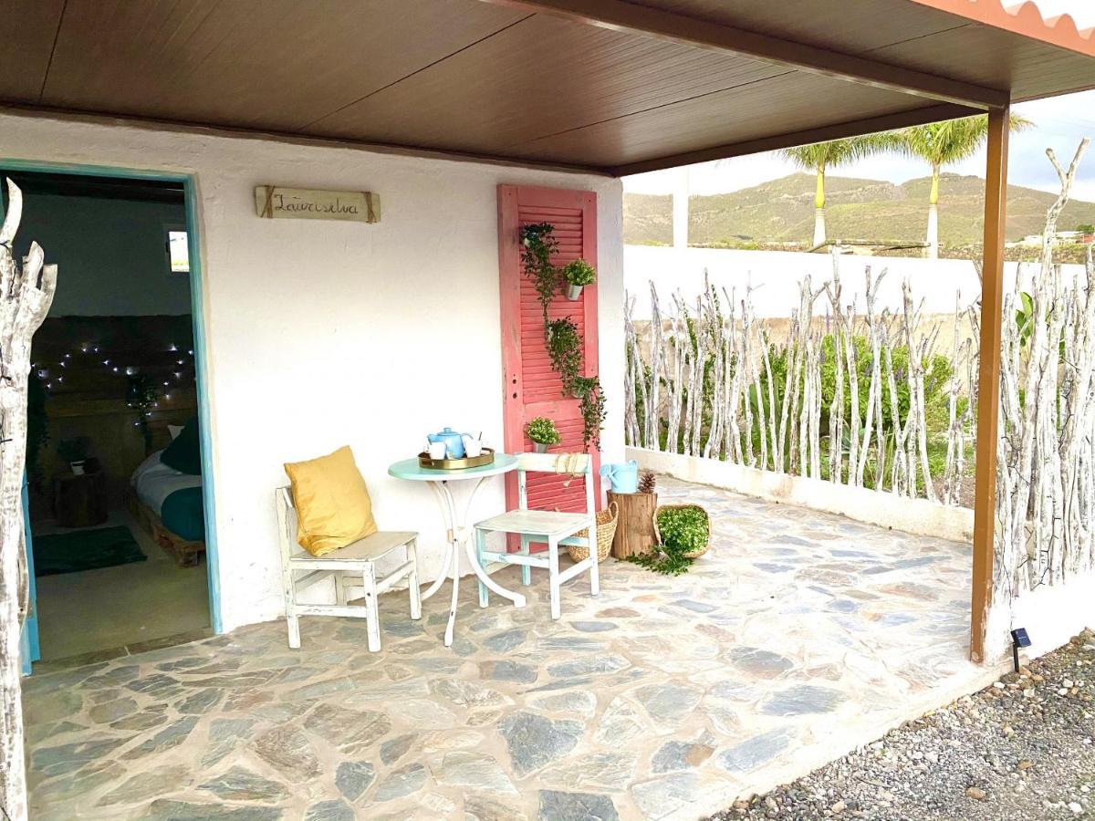 Lykke Suite Spa Sauna Piscina Y Jardin Buzanada Eksteriør billede