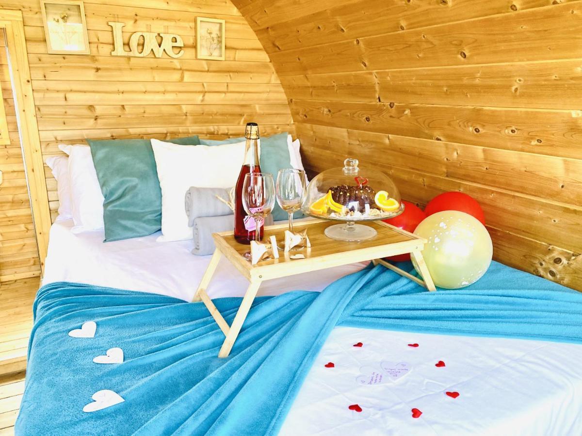 Lykke Suite Spa Sauna Piscina Y Jardin Buzanada Eksteriør billede