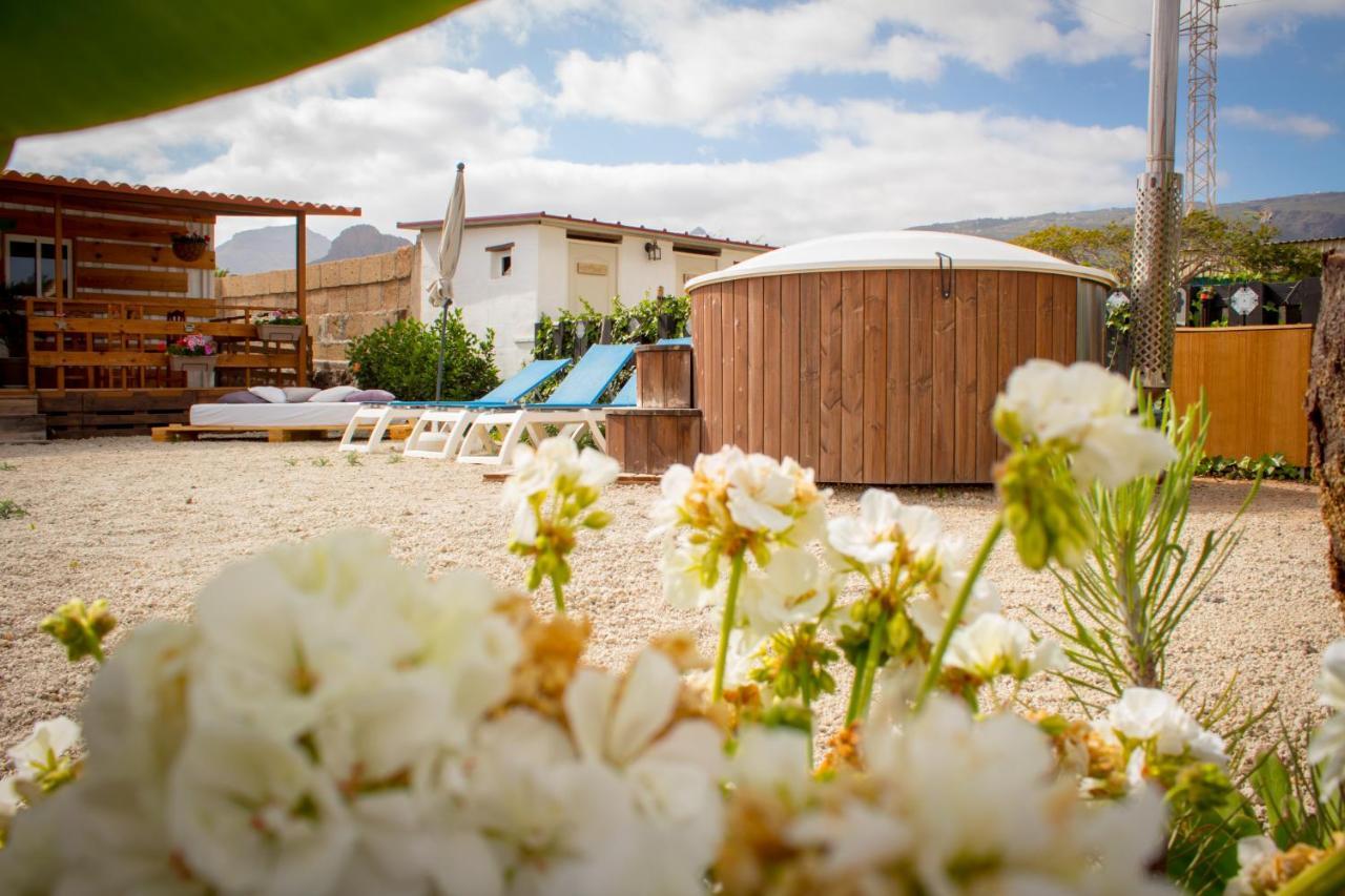 Lykke Suite Spa Sauna Piscina Y Jardin Buzanada Eksteriør billede