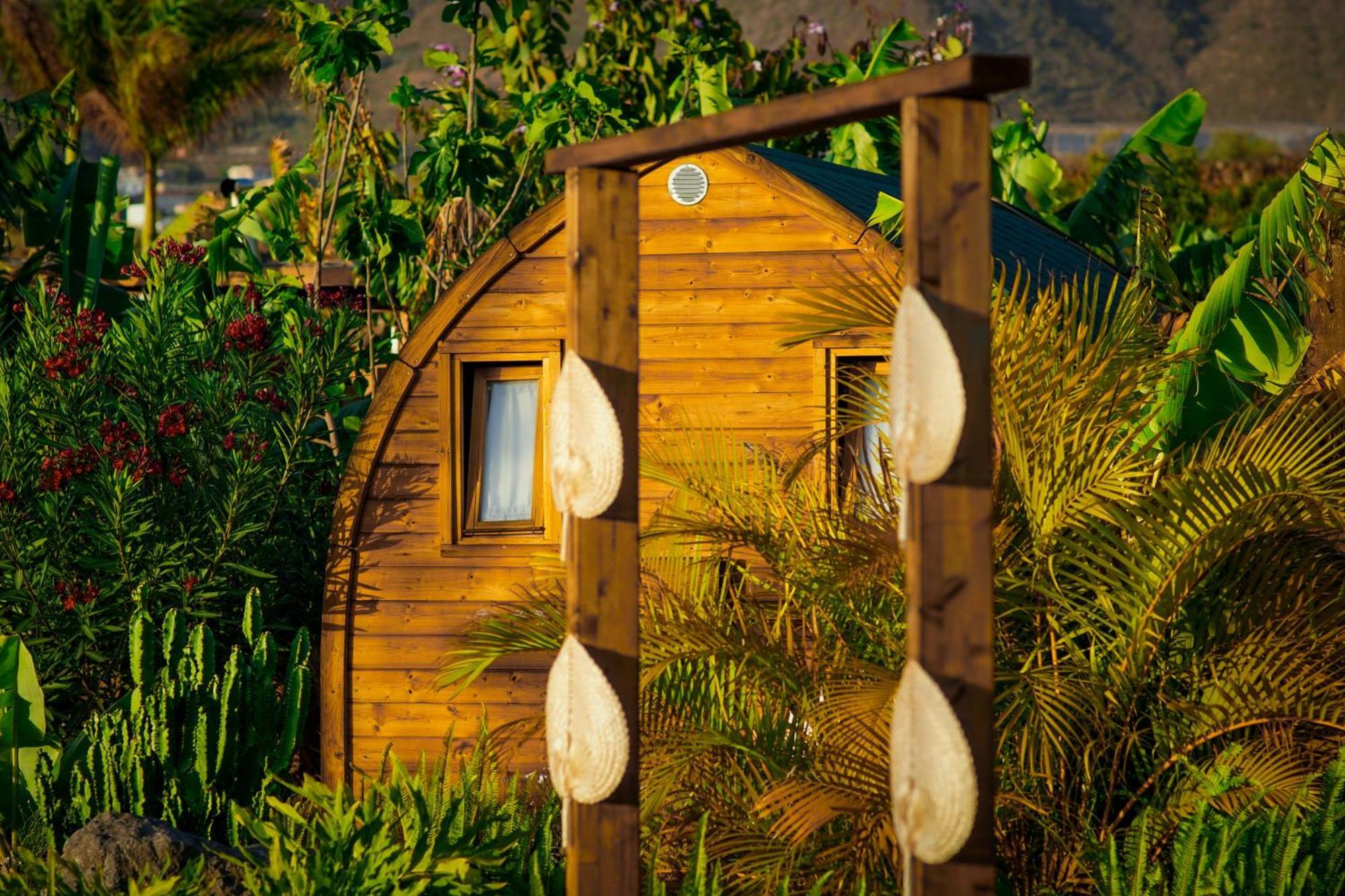 Lykke Suite Spa Sauna Piscina Y Jardin Buzanada Eksteriør billede