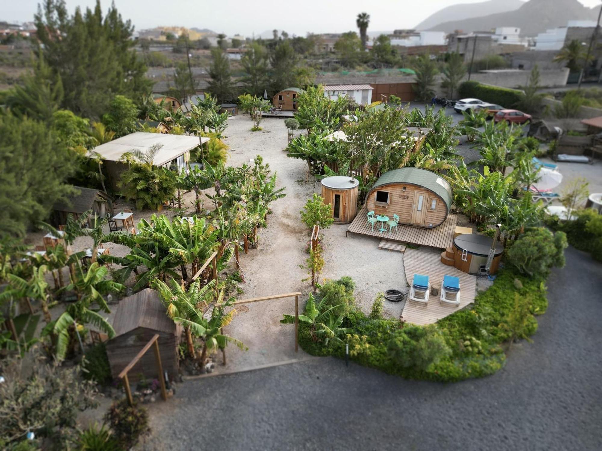 Lykke Suite Spa Sauna Piscina Y Jardin Buzanada Eksteriør billede